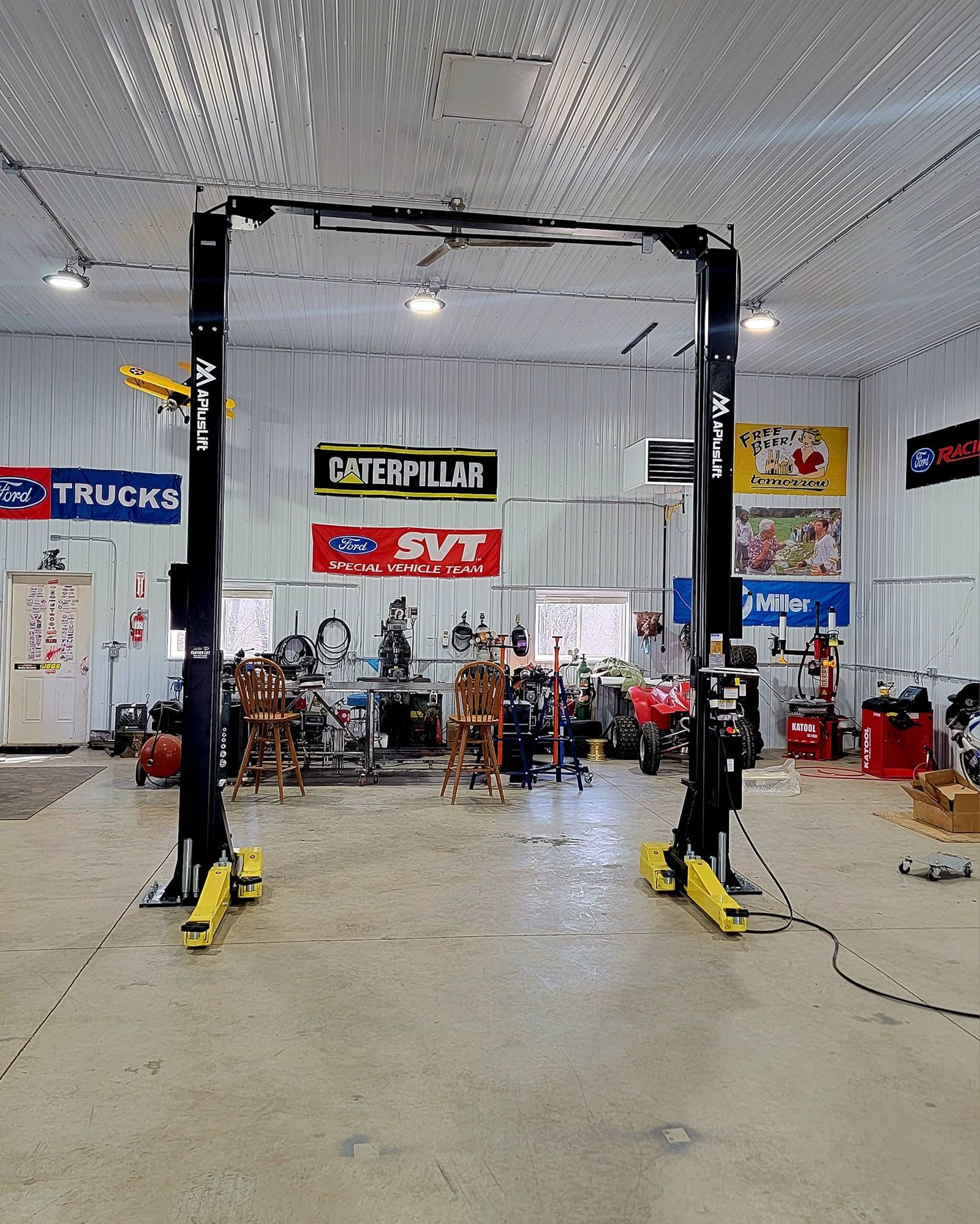 2-post lift install by Panther Lifts