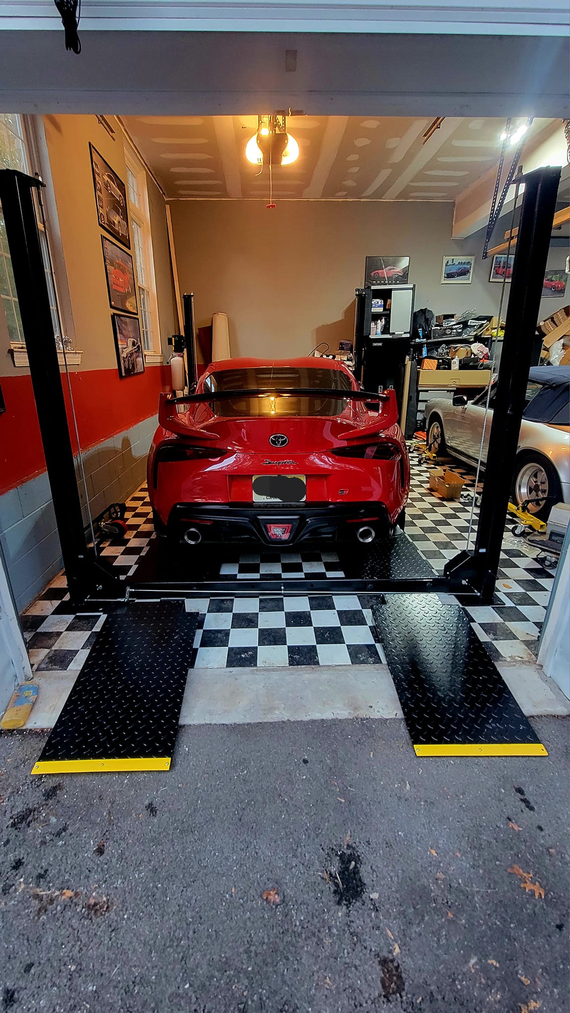 4-post lift install by Panther Lifts